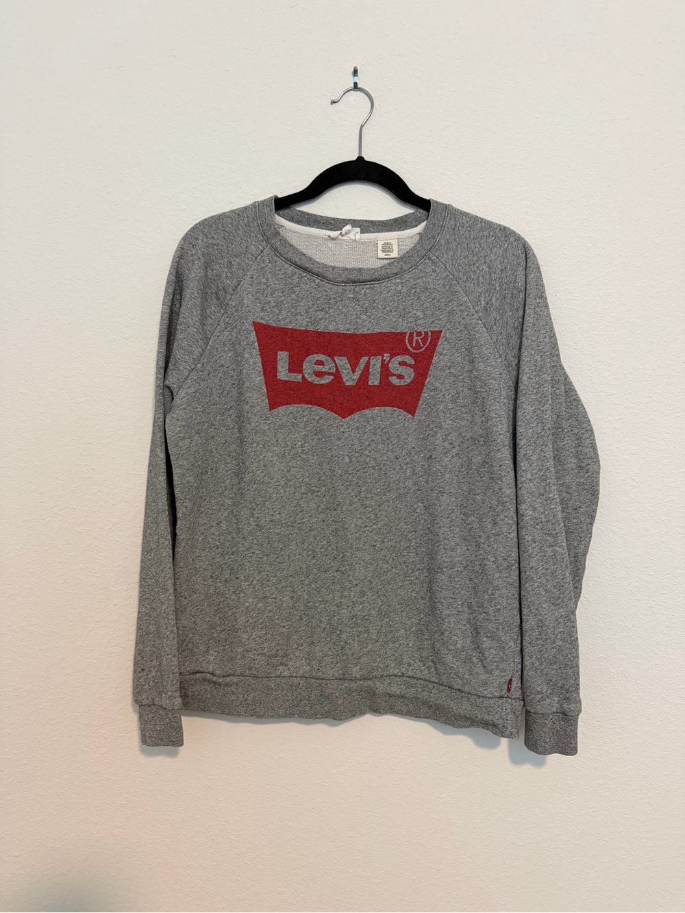 Levi's  Crewneck pullover Sweatshirt gray with Red Logo small
